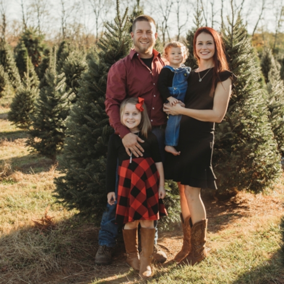 Meet your Posher, Ashley - Picture 1 of 1